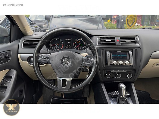 OTOFENİX 2012 VOLKSWAGEN JETTA 1.6 TDI COMFORTLINE DSG 160.000KM