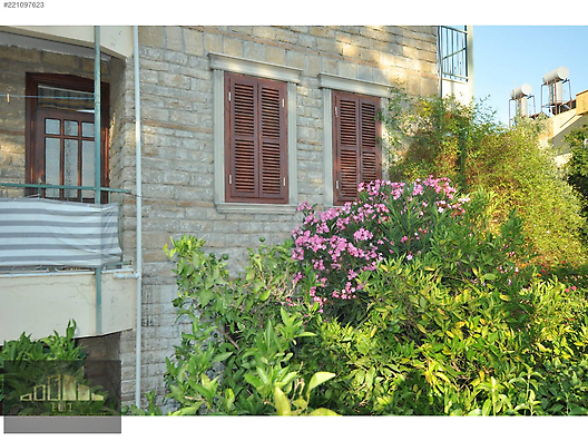 Manavgat sidede mustakil 4 katli taş ev Satılık Müstakil Ev İlanları