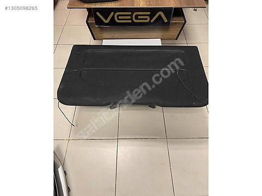 Minivans & Vans / Hatches & Bodywork / FORD OTOSAN ET76 46668
