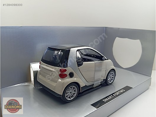 NewRay Diecast Model 1:24 Smart Araba - 1284098300