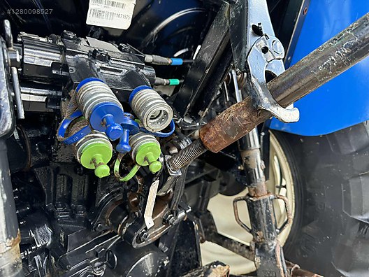 Machinery / Agricultural Machines / Tractors / New Holland / TT4.50