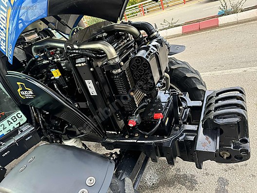 Machinery / Agricultural Machines / Tractors / New Holland / TT4.50