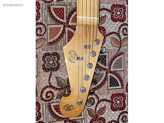 İkinci El ve Sıfır Alışveriş / Müzik / Müzik Aletleri / Telli Çalgılar / Gitar / Elektro