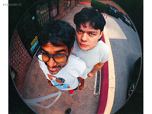 Used & Brand New Items / Cameras & Photographic Equipment / Analogue Film Cameras / 35 mm Film Cameras / Lomo