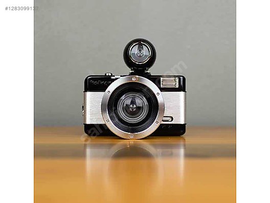 Used & Brand New Items / Cameras & Photographic Equipment / Analogue Film Cameras / 35 mm Film Cameras / Lomo