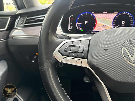 OTOFENİX 2023 VW PASSAT VARIANT 1.5 TSI ELEGANCE CAM TAVAN