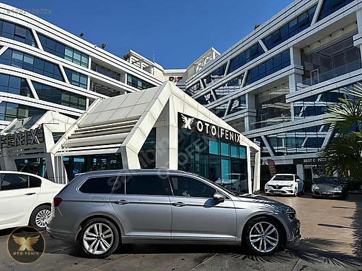 OTOFENİX 2023 VW PASSAT VARIANT 1.5 TSI ELEGANCE CAM TAVAN