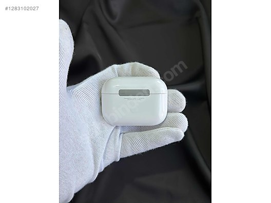 Used & Brand New Items / Cell Phones & Accessories / Accessories / Bluetooth Headphones