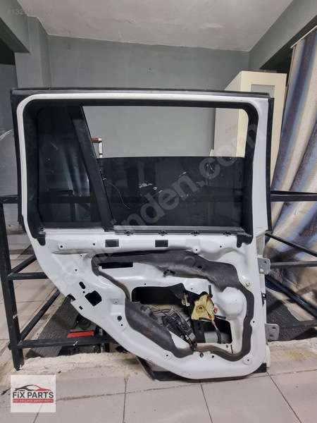 BMW X1 Kapı