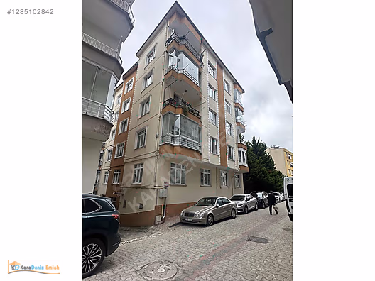 KARADENİZ EMLAKTAN ÇAMURLU MH ŞEHİR MERKEZİNDE SATILIK GENİŞ 3+1 #1285102842