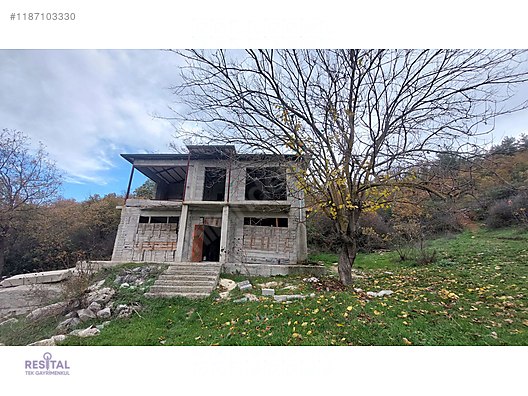 NİLÜFER İLÇE SINIRINDA BARAJ MANZARALI NATAMAM VİLLA VE ARAZİSİ