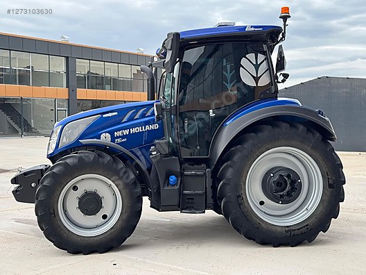 Machinery / Agricultural Machines / Tractors / New Holland / T5.140