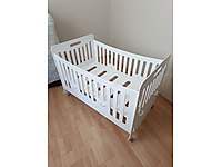 sallanan çocuk beşiği