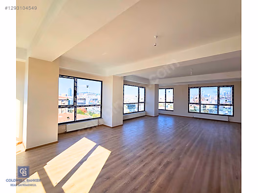 Sahrayıcedit E5 Lokasyonunda Yeni Yapı Kiralık Ofis Katı 185m2