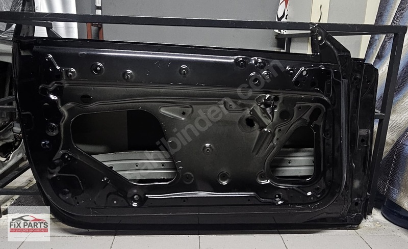 Mercedes E Kapı