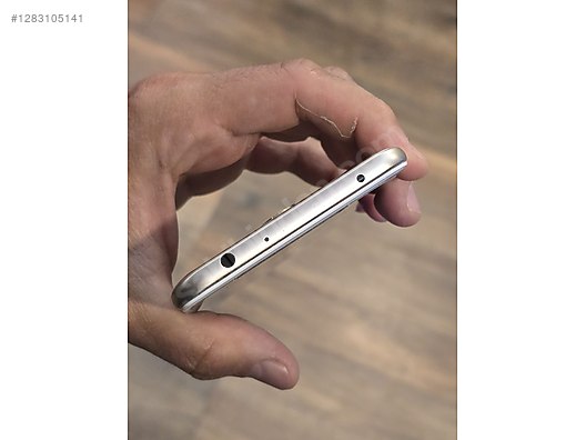 Used & Brand New Items / Cell Phones & Accessories / Cell Phones / Xiaomi / Redmi 5 Plus