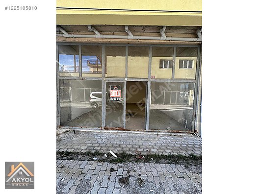 ^^AKYOL EMLAKTAN ÇUKURKÖY SANAYİSİNDE SATILIK DÜKKAN^^ #1225105810