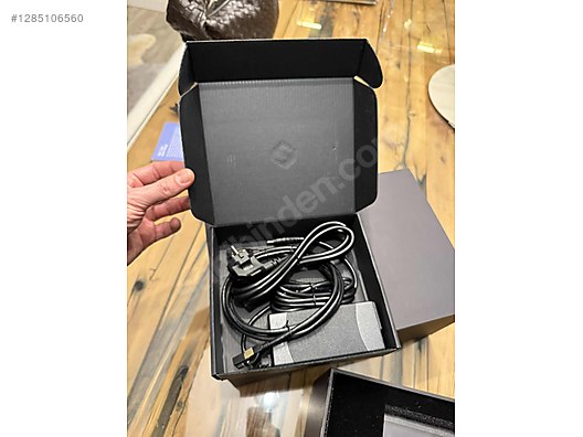 Used & Brand New Items / Home Electronics / Home Audio / Network Player