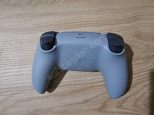 Used & Brand New Items / Gaming & Gamers Exclusive / Gaming Equipment / PC Controller & Gamepad