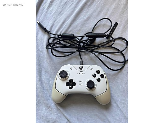 Razer Wolverine V2 Xbox / PC Orijinal Kablolu Controller - Kablolu