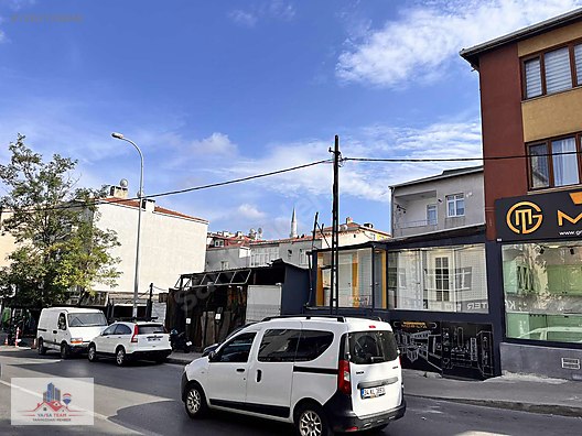 ÜMRANİYE NATOYOLU CADDESİNDE SATILIK ARSA