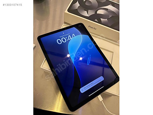 Apple iPad Air 5 256 GB Tablet - 1303107415