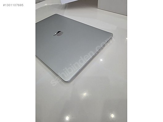 Apple Macbook / MacBook Pro 15 2018 i7 16GB RAM 256GB SSD | Kutulu