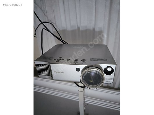 Panasonic Panasonic PT-AE900E at 1273108221