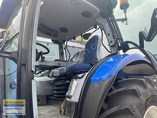 Machinery / Agricultural Machines / Tractors / New Holland / T6.180