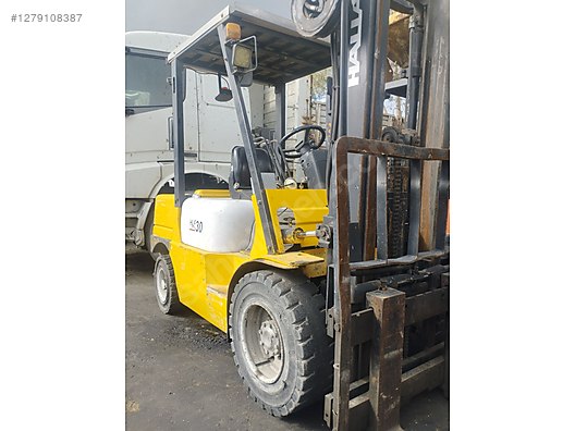 Machinery / Industrial / Carrying & Stacking Equipment / Forklifts / For Sale / Halla