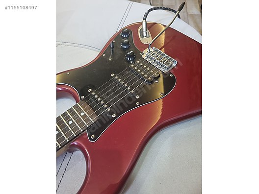 Squier affinity stratocaster candy store apple red