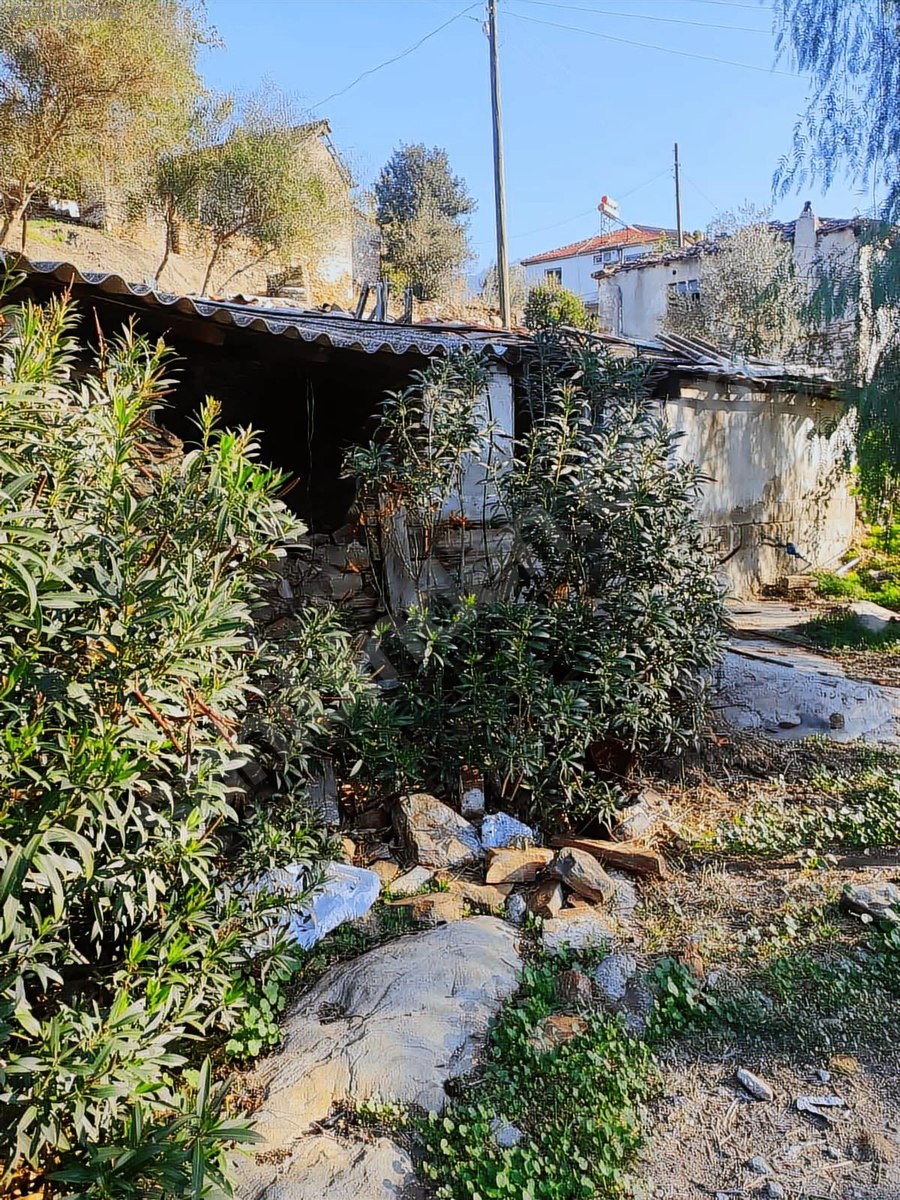 BAFA DOĞA EMLAKDAN SATILIK GÖL MANZARALI EV Satılık Müstakil Ev