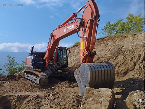 SIFIRDAN FARKSIZ 2023 MODEL 680 SAATTE HITACHI ZX300LC-7