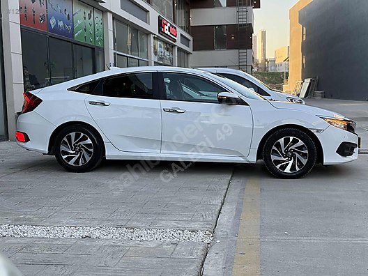 Vasıta / Otomobil / Honda / Civic / 1.6i VTEC / Executive