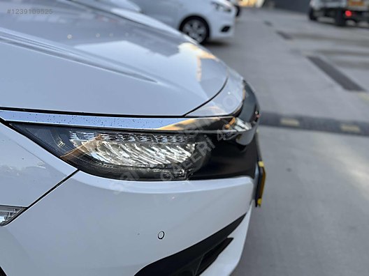 Vasıta / Otomobil / Honda / Civic / 1.6i VTEC / Executive