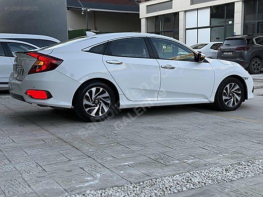 Vasıta / Otomobil / Honda / Civic / 1.6i VTEC / Executive