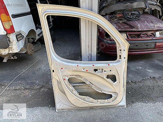FİAT DOBLO SOL ÖN KAPI görseli 2