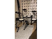 Alesis nitro max 8 parça Garantisi devam ediyor