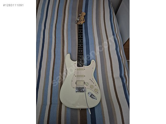 İkinci El ve Sıfır Alışveriş / Müzik / Müzik Aletleri / Telli Çalgılar / Gitar / Elektro