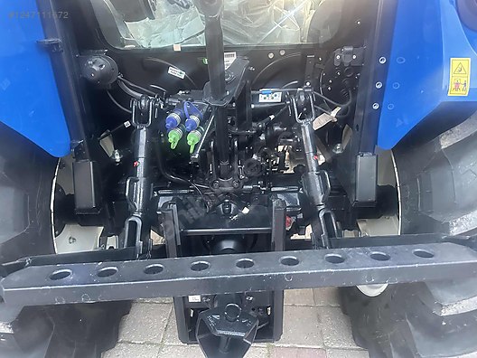 Machinery / Agricultural Machines / Tractors / New Holland / T4.60S