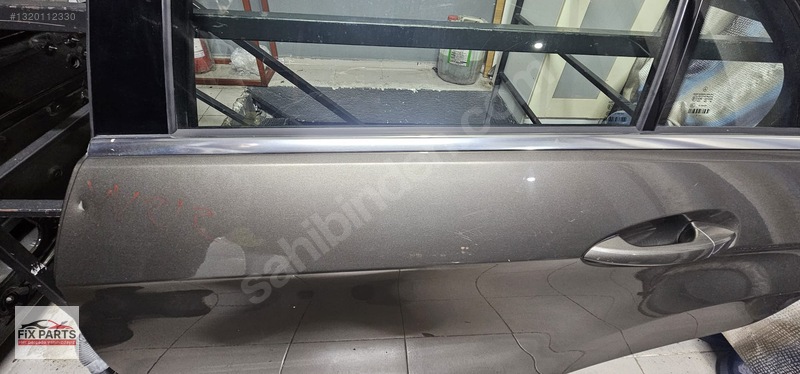 Mercedes E Kapı