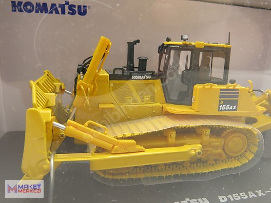 Universal Hobbies Diecast Model 1/50 Komatsu Dozer İş Makinesi