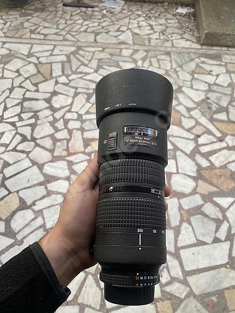 Nikon 80-200mm 1:2.8D