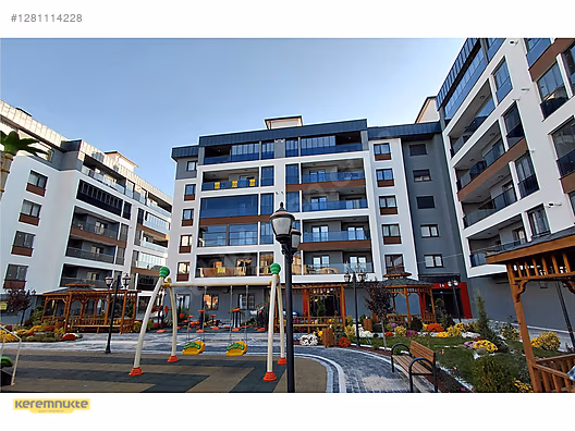 KEREM NÜKTE'DEN YAKAKENT SİTESİ'NDE 4+1 205 M2 SATILIK DAİRE #1281114228