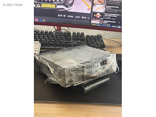 Vehicle Parts / Automotive Equipment / Audio & Video Systems / Music Player