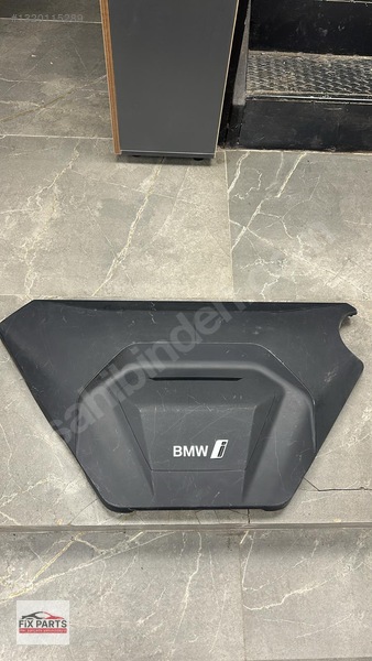 BMW X1 Motor Kapağı