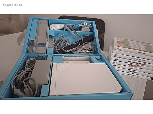 Koleksiyonluk / Kutulu Nintendo Wii + 8 Orijinal Oyun sahibinden