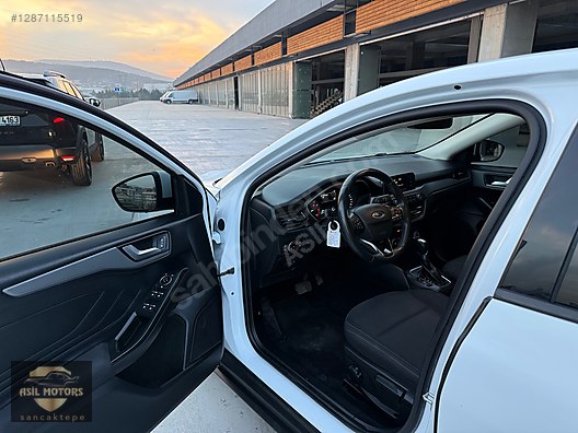 Vasıta / Otomobil / Ford / Focus / 1.5 Ti-VCT / Trend X