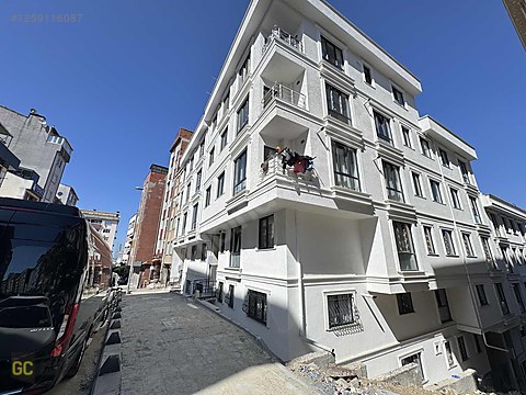 1+1 65m2 Kot.2 SIFIR ASANSÖRLÜ ADLİYE METRO 7dk...