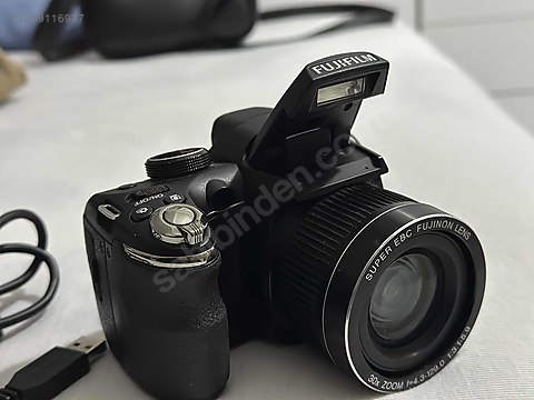 未使用】FUJIFILM FinePix S4000 素晴らしかっ F FX-S4000